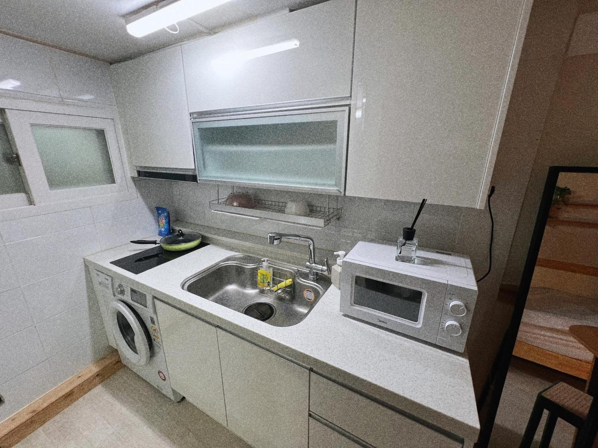 Jnineguesthouse Seul Dış mekan fotoğraf
